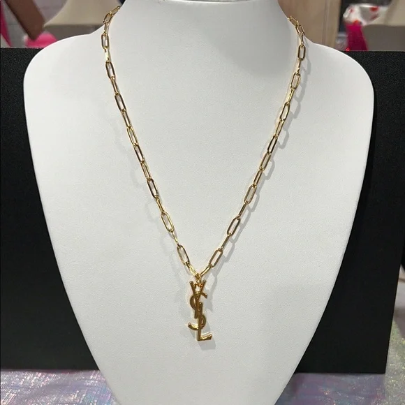 1408. Elegant YSL zipper pull / charm on a 18k gold plated necklace. - Picture 2 of 5